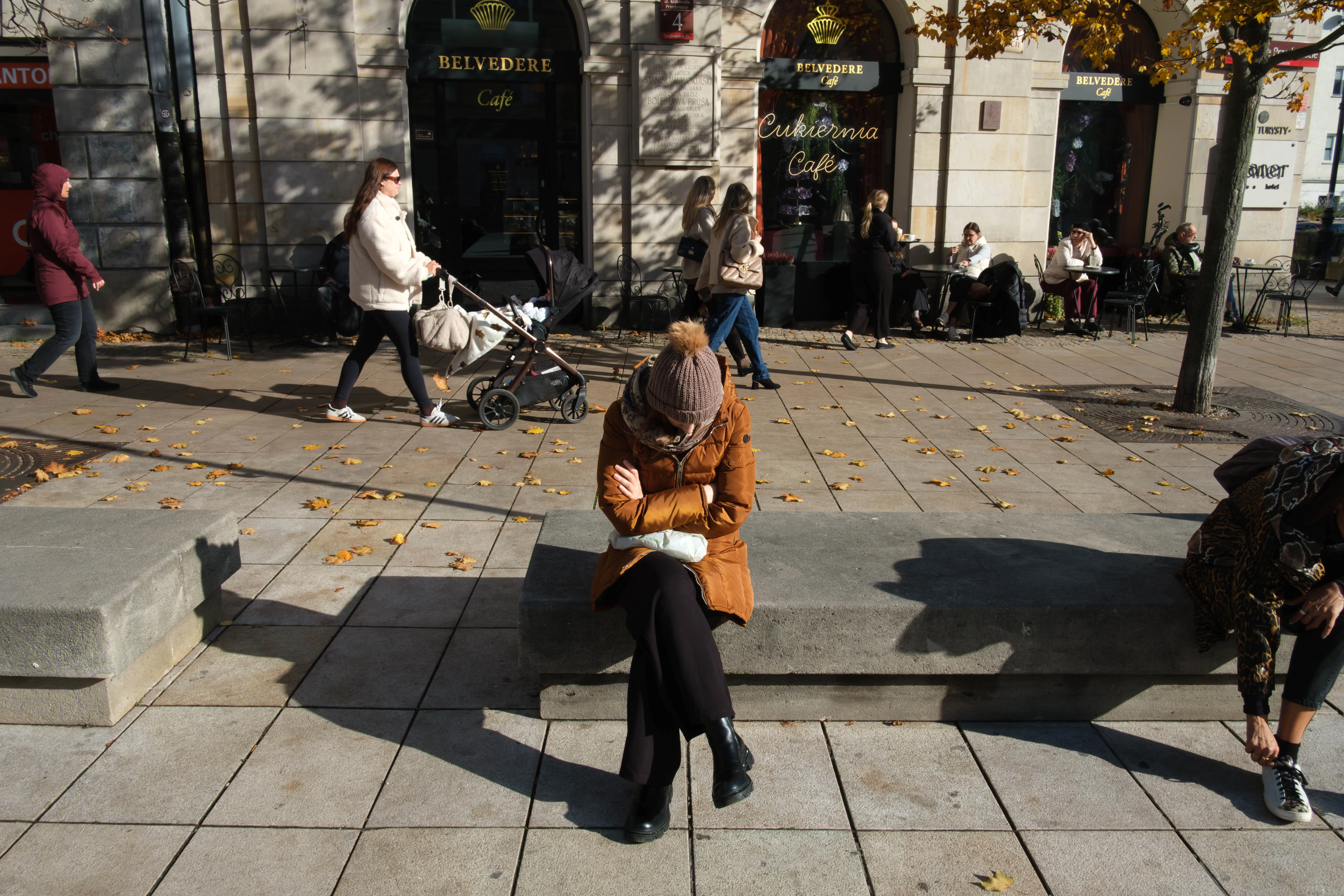 Street photograph by Piotr Kondej
